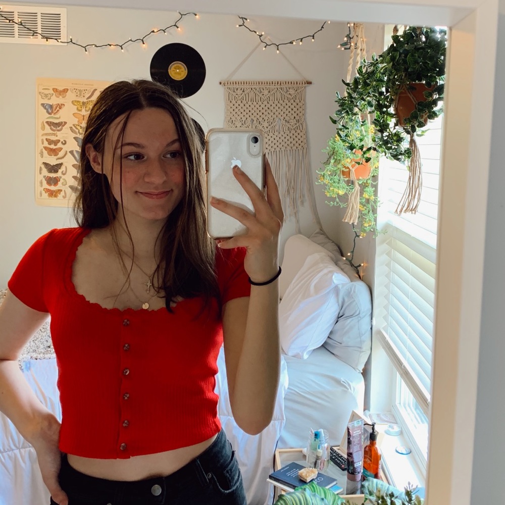 Meet your Posher, Julia